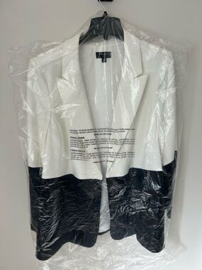 Tahari Black and White Colorblock Blazer